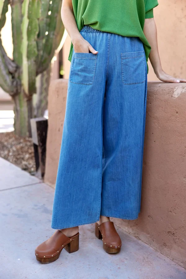 Pat Flare Jeans
