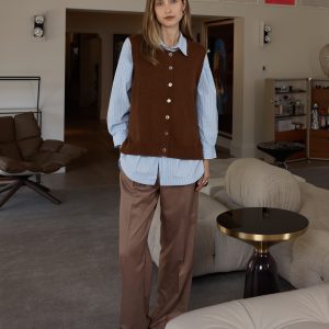The Zaket & Plover Essential Button Vest is a fantastic wardrobe addition! A classic design that can really elevate any outfit.