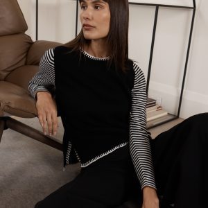 The Essential Two Tone Vest is a great mix of casual comfort and stylish design! It's an easy, relaxed piece to throw on for weekends.