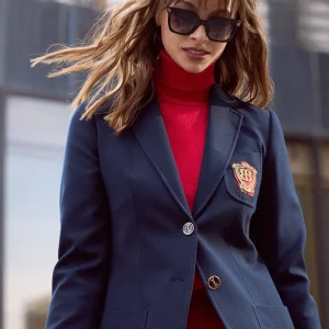 This Baza Jacket in Navy offers a stylish and tailored look with its slim-fit design, making it a great choice for both casual and semi-formal occasions.