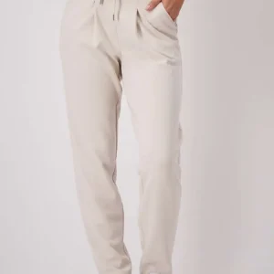 Basic Jogger in Warm Sand